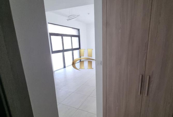 82363669 - صورة العقار 3