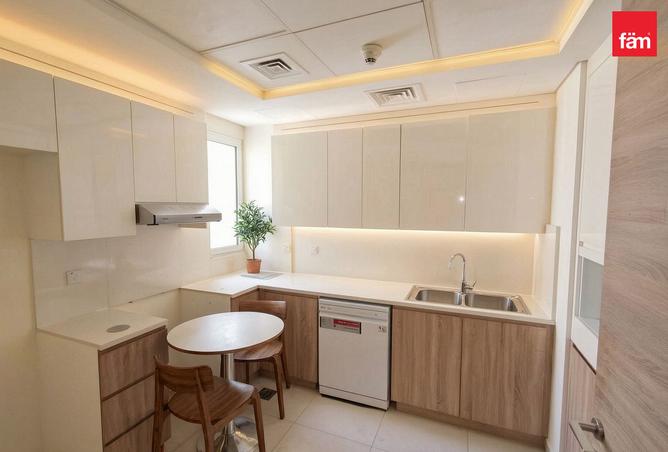 142362411 - Property Image 3