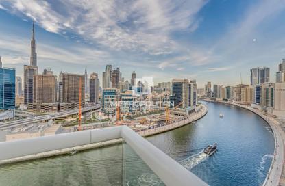 Apartment - 1 - 2 for rent in Mayfair Tower - Business Bay - Dubai