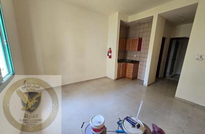 Apartment - Studio - 1 Bathroom for rent in Al Naba'ah 8 Building - Al Naba'ah - Al Sharq - Sharjah Apartment - Studio - 1 Bathroom for rent in Al Naba'ah 8 Building - Al Naba'ah - Al Sharq - Sharjah