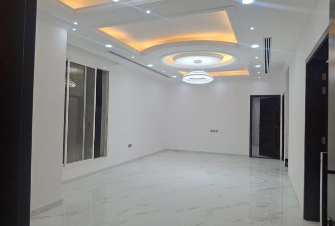 135652324 - Property Image 3