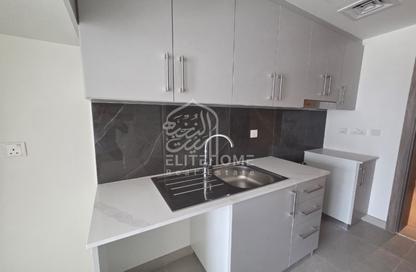 Apartment - 1 - 2 for sale in Aysha Residence - Maryam Island - Al Khan - Sharjah
