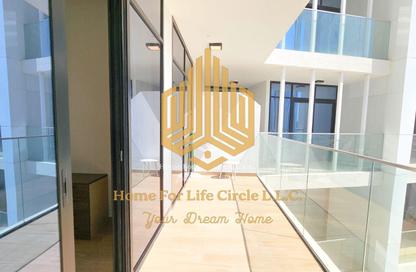 Apartment - 1 Bedroom - 2 Bathrooms for rent in Al Maryah Vista - Al Maryah Island - Abu Dhabi Apartment - 1 Bedroom - 2 Bathrooms for rent in Al Maryah Vista - Al Maryah Island - Abu Dhabi