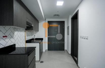 Apartment - Studio - 1 for rent in Bella Rose - Dubai Science Park - Dubai