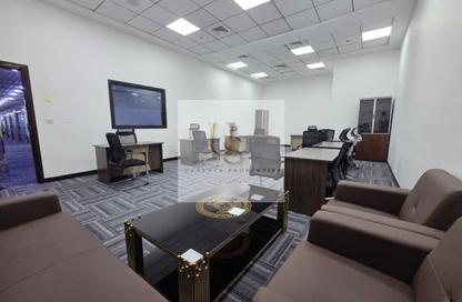 Business Centre - Studio - 1 Bathroom for rent in Al Shindagha - Bur Dubai - Dubai Business Centre - Studio - 1 Bathroom for rent in Al Shindagha - Bur Dubai - Dubai