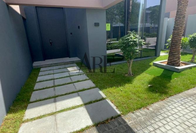 107725924 - Property Main Image