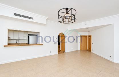 Apartment - 2 - 3 for rent in Al Sultana - Shoreline Apartments - Palm Jumeirah - Dubai