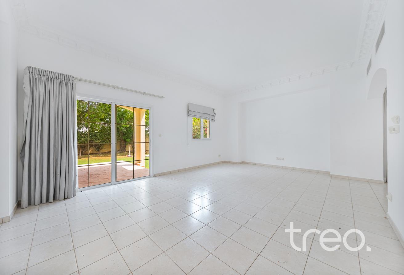 Excellent Price | Skyline Views | Great Location photo 7
