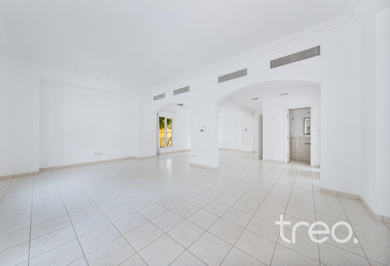 Excellent Price | Skyline Views | Great Location photo 3