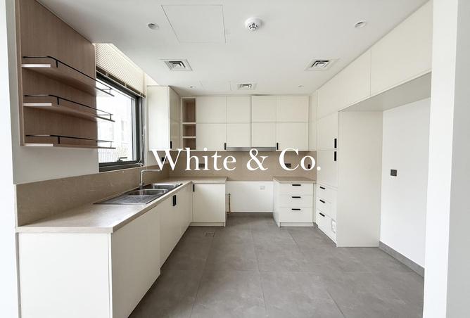 135143363 - Property Image 3