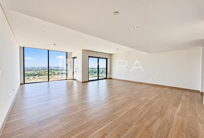 141898215 - Property Image 3