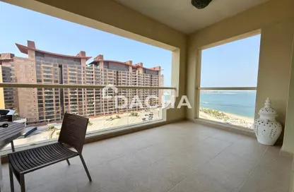 Apartment - 2 Bedrooms - 3 Bathrooms for rent in Al Das - Shoreline Apartments - Palm Jumeirah - Dubai