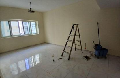 Apartment - 1 Bedroom - 2 Bathrooms for rent in Al Khan Corniche - Al Khan - Sharjah