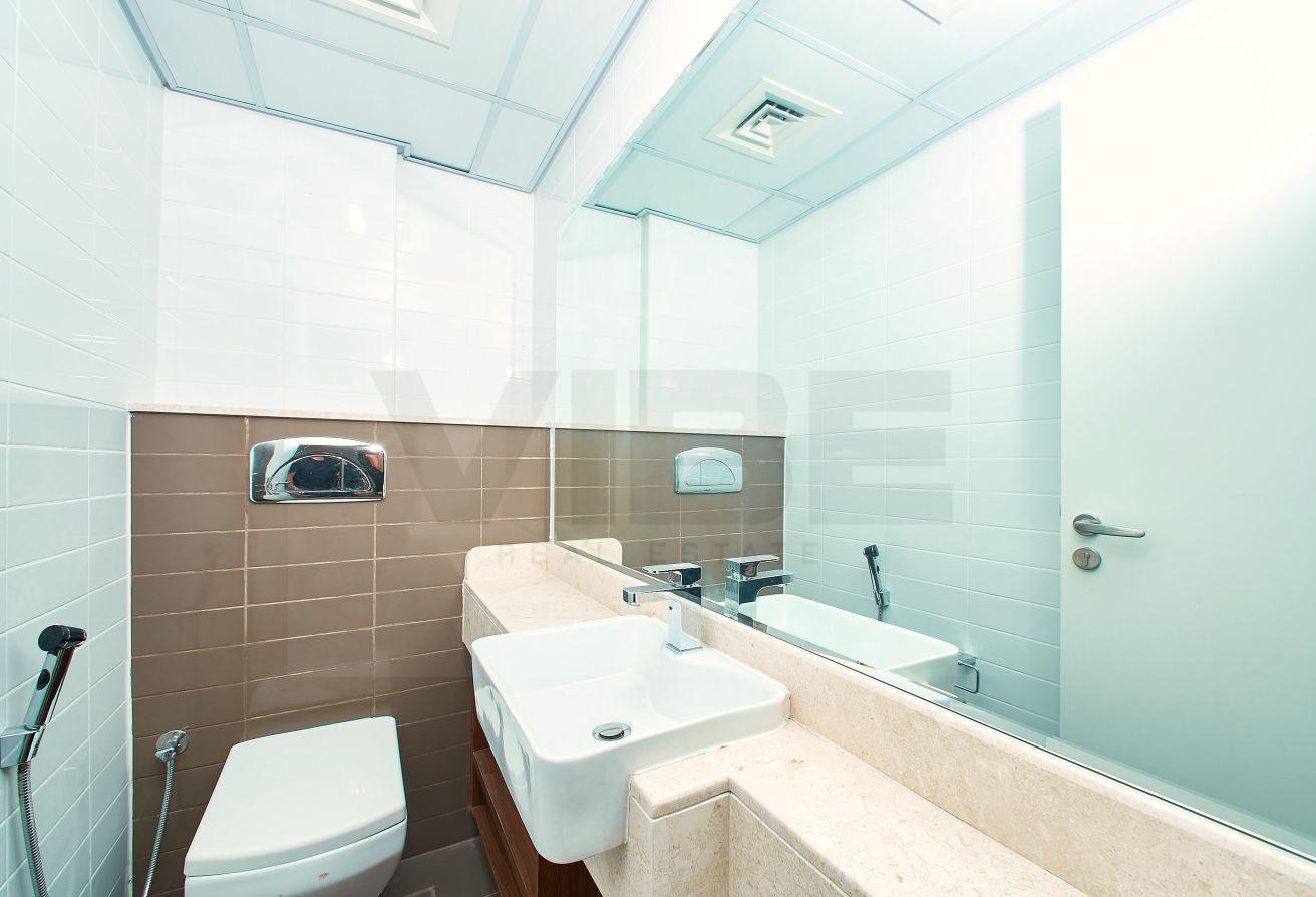 Beachfront Direct Apartment available now