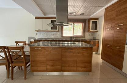 Villa - 4 Bedrooms - 5 Bathrooms for sale in Meadows 2 - Meadows - Dubai