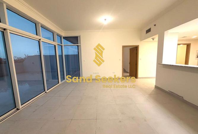 71114809 - Property Image 2