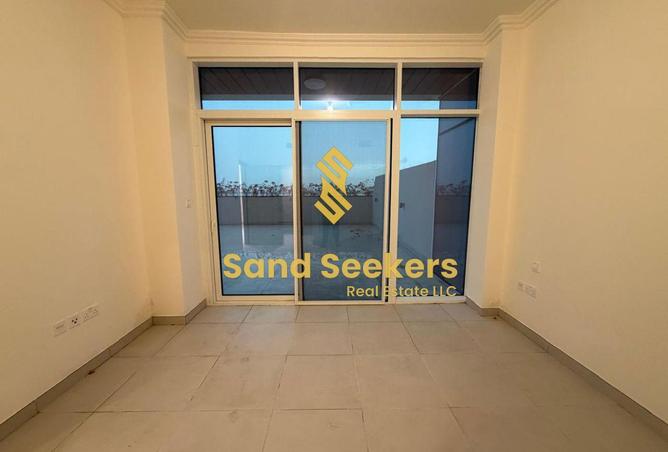 71114809 - Property Image 3