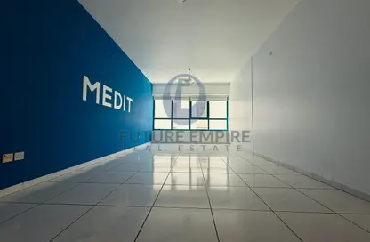 Office Space - 1 Bedroom - 2 Bathrooms for rent in White Crown Building - Sheikh Zayed Road - Dubai Office Space - 1 Bedroom - 2 Bathrooms for rent in White Crown Building - Sheikh Zayed Road - Dubai