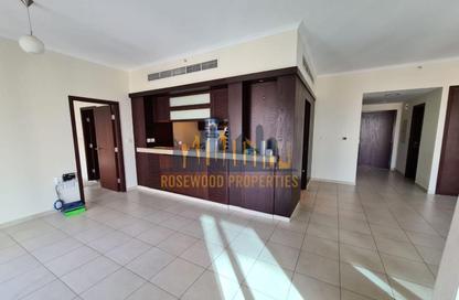 Apartment - 3 Bedrooms - 4 Bathrooms for rent in The Residences 8 - The Residences - Downtown Dubai - Dubai