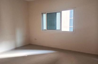 Apartment - 2 Bedrooms - 2 Bathrooms for rent in Al Khan Corniche - Al Khan - Sharjah