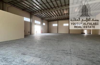 Warehouse - Studio - 2 Bathrooms for rent in Umm Al Thuoob - Umm Al Quwain