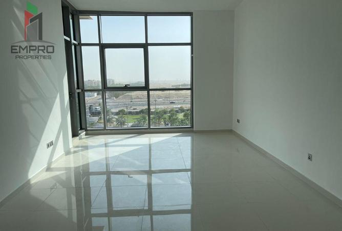 100827232 - Property Main Image