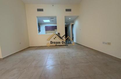 Apartment - 3 - 4 for rent in Silicon Gates 1 - Silicon Gates - Dubai Silicon Oasis - Dubai