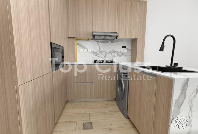 102005941 - Property Image 2