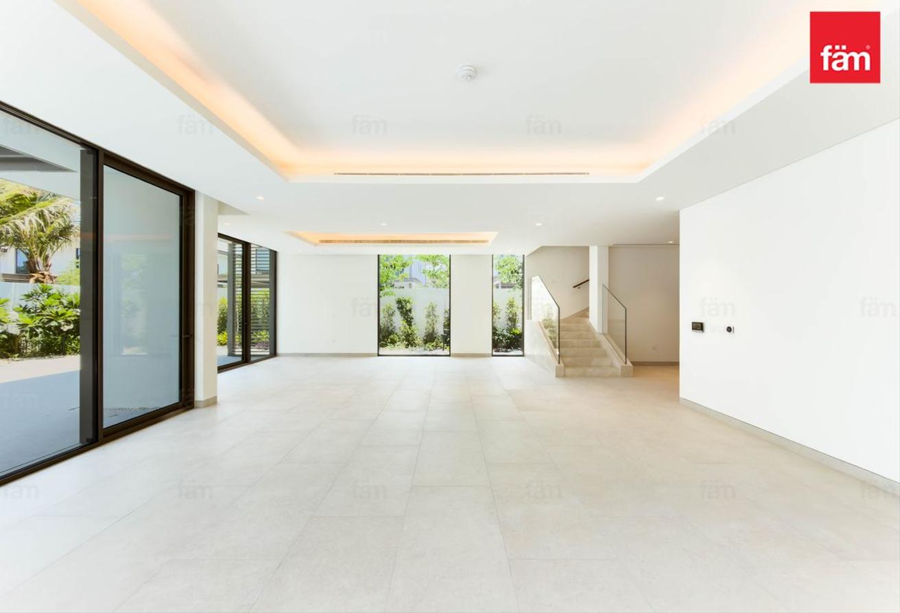 Newly built I 12 cheques I Private Pool I Garden photo 8