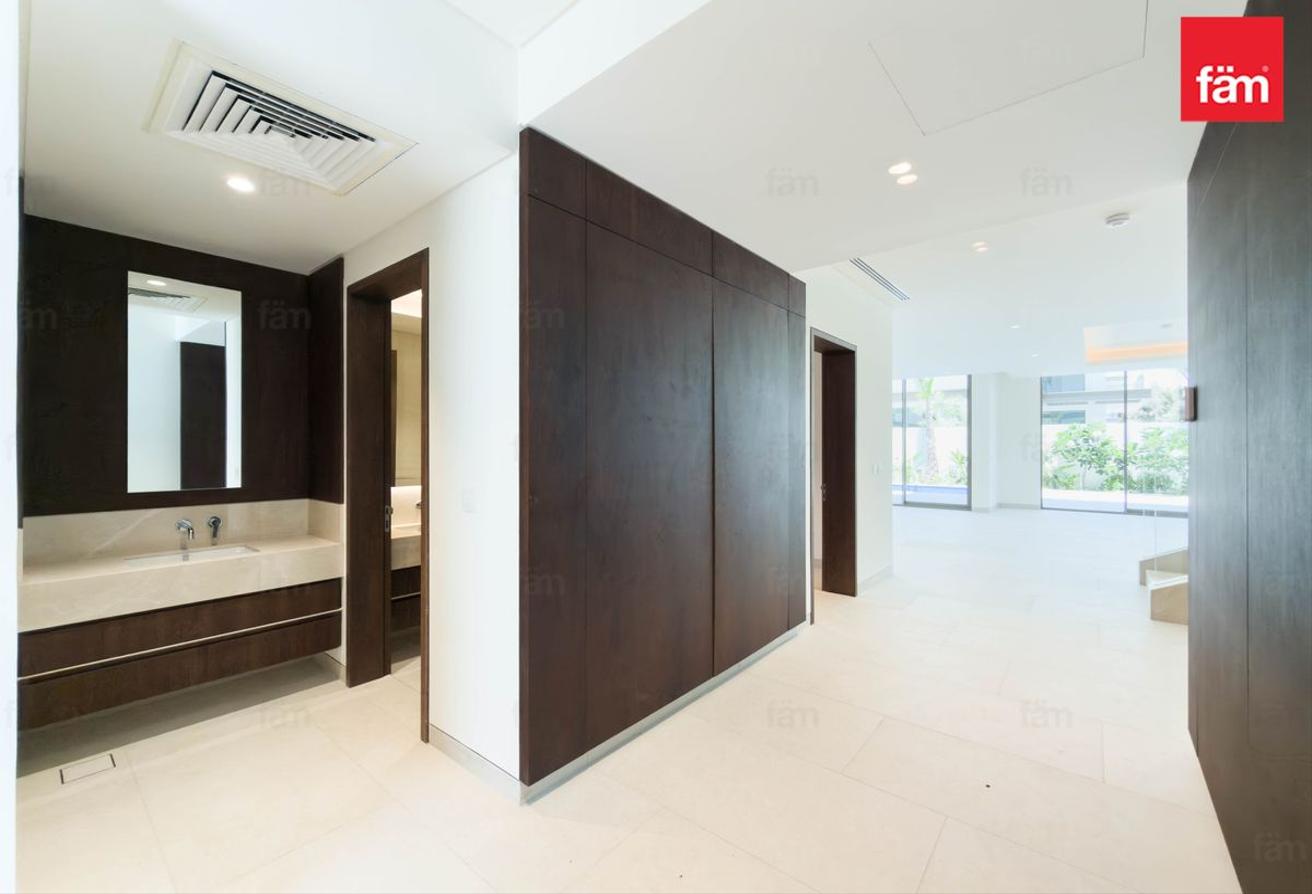 Newly built I 12 cheques I Private Pool I Garden photo 16