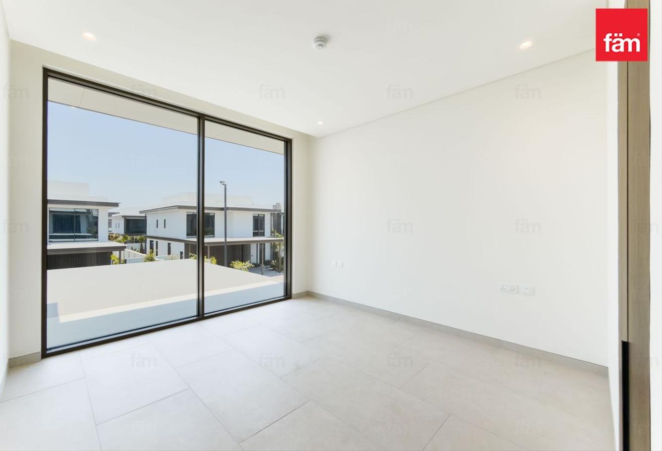 Newly built I 12 cheques I Private Pool I Garden photo 17