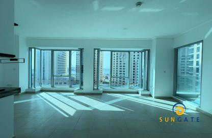 Apartment - 1 Bedroom - 2 Bathrooms for rent in Beauport Tower - Marina Promenade - Dubai Marina - Dubai