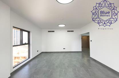 Apartment - 4 - 5 for rent in Riviera Tower - Al Majaz 3 - Al Majaz - Sharjah