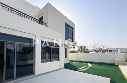 فيلا - 4 غرف نوم - 4 حمامات للايجار في نور تاون هاوس - تاون سكوير - دبي
