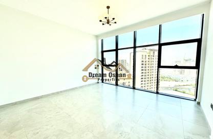 Apartment - 2 Bedrooms - 3 Bathrooms for rent in Sama Al Jaddaf - Al Jaddaf - Dubai