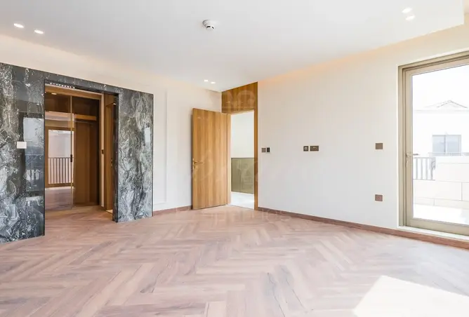 135639920 - Property Image 3