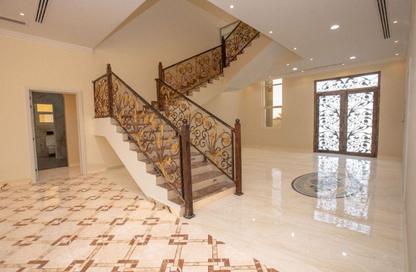 Villa - 5 Bedrooms - 7+ Bathrooms for rent in Al Aweer 1 - Al Aweer - Dubai