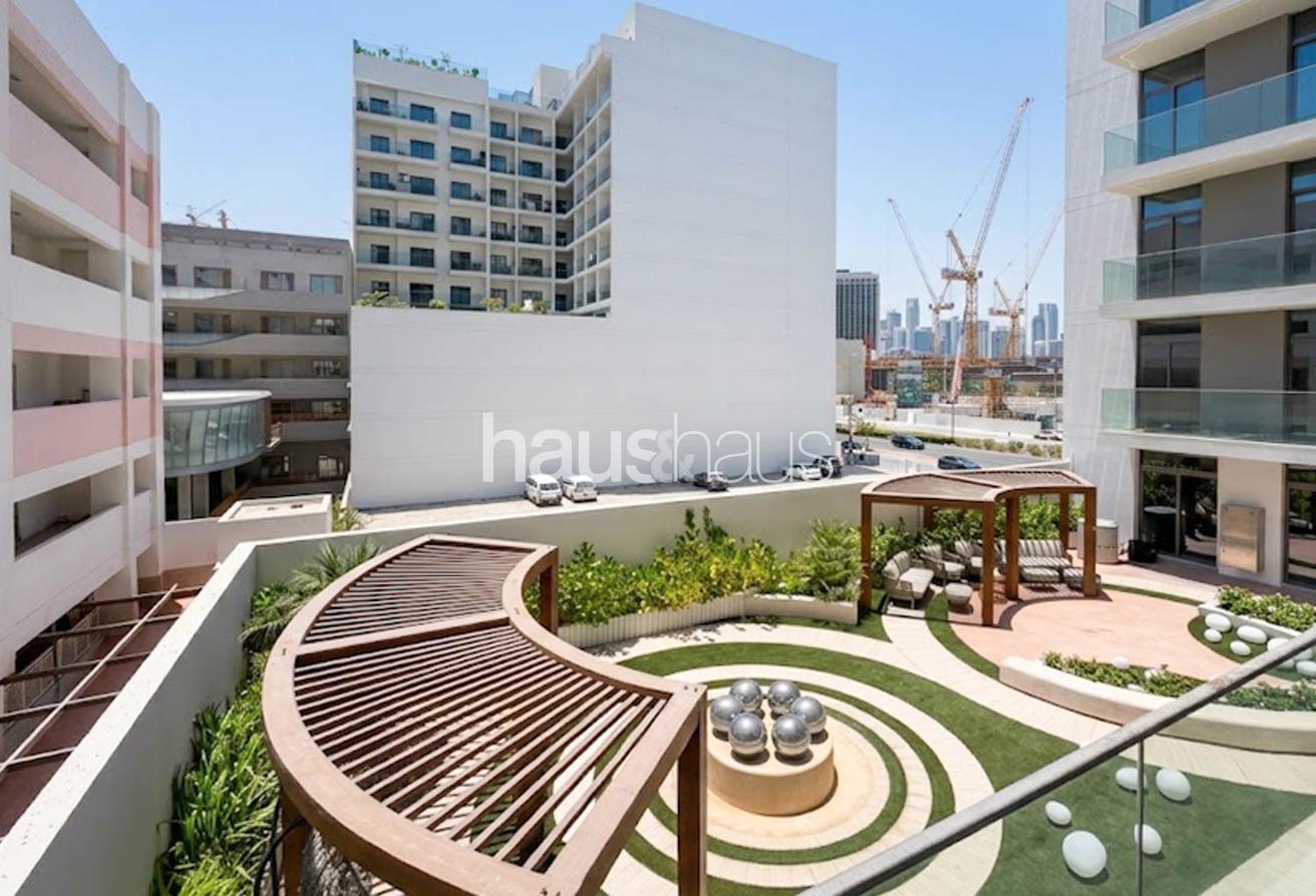 Brand New | Huge Size | Modern Finishing photo 8