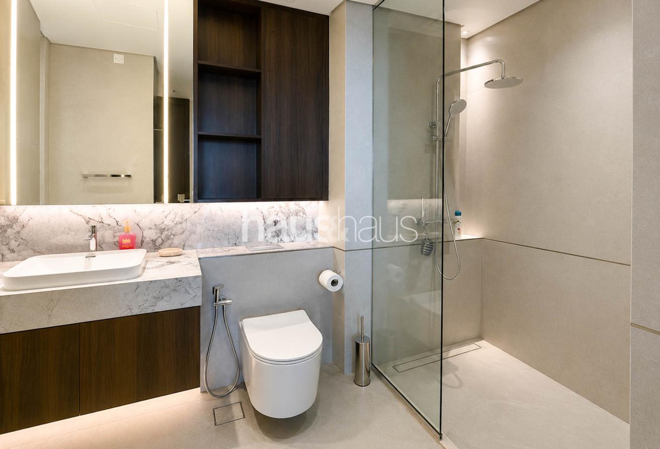Brand New | Huge Size | Modern Finishing photo 10