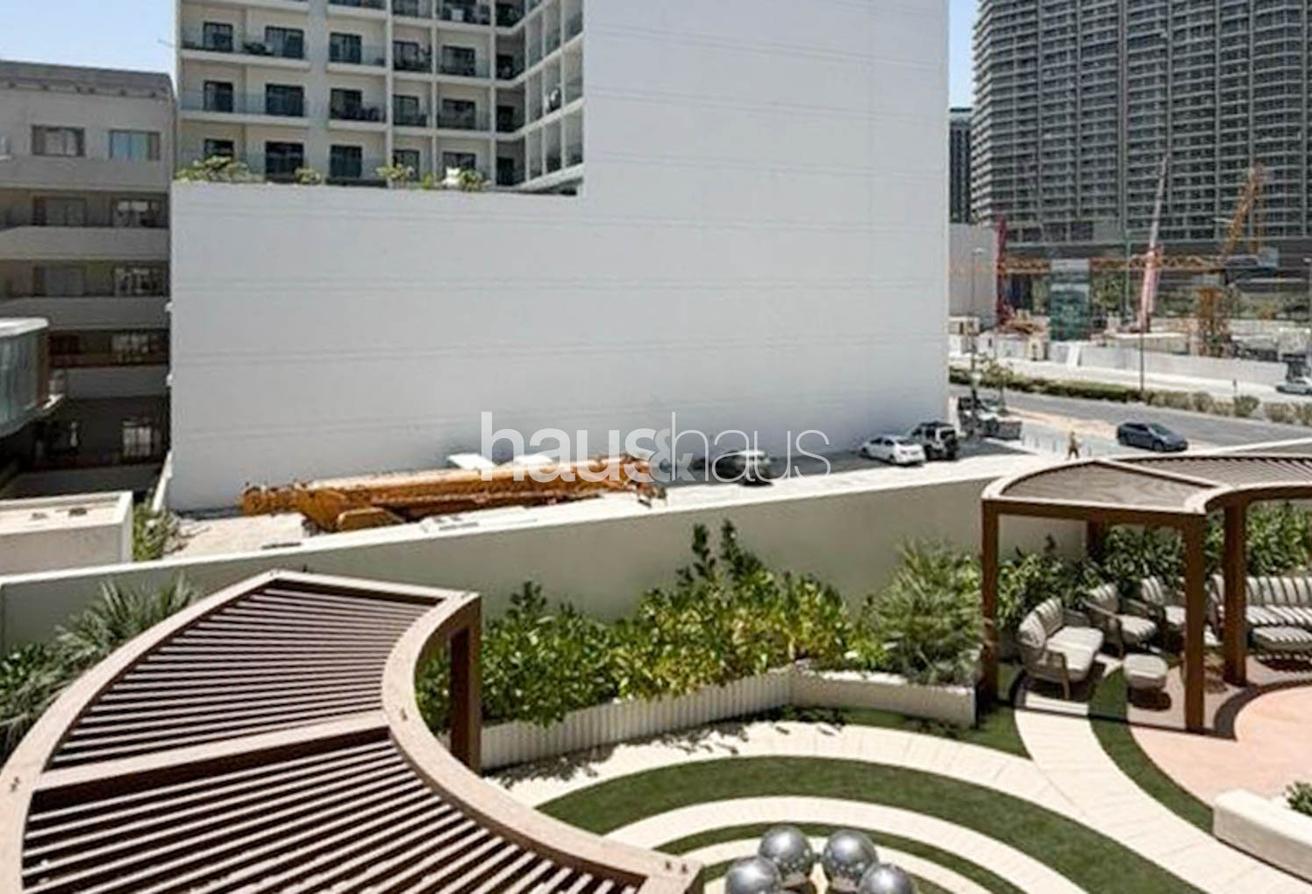 Brand New | Huge Size | Modern Finishing photo 6