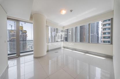 Apartment - 2 Bedrooms - 3 Bathrooms for sale in Ocean Heights - Dubai Marina - Dubai