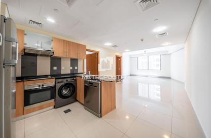Apartment - 2 Bedrooms - 3 Bathrooms for sale in Ocean Heights - Dubai Marina - Dubai