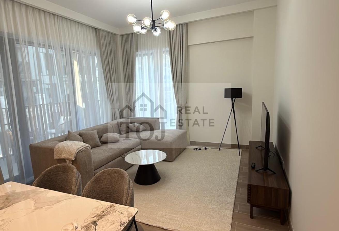 Corner unit | Fully Furnished | Mid floor photo 5