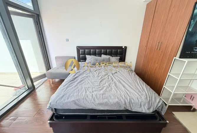 156925983 - Property Image 2