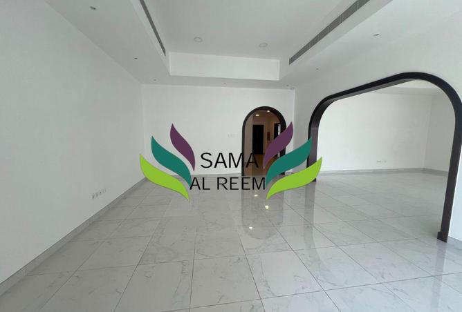 132003387 - Property Image 3