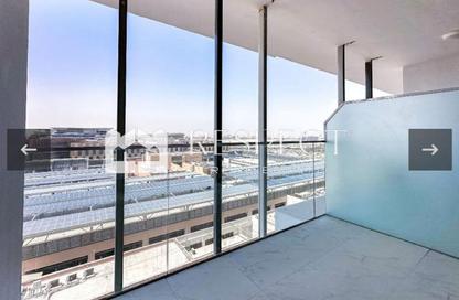 Apartment - 2 Bedrooms - 2 Bathrooms for sale in Oasis Residences - Masdar City - Abu Dhabi