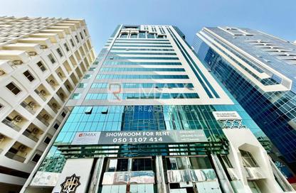 Show Room - Studio - 4 Bathrooms for rent in Hamdan Street - Abu Dhabi