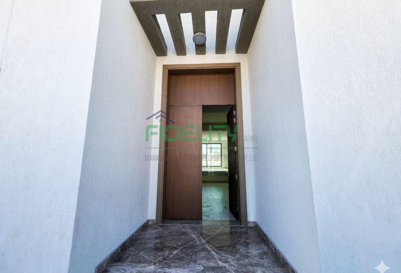 Villa Murano 7 BR| Private Pool | Independend Plot photo 3