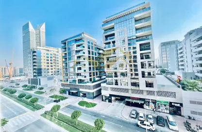 Apartment - 1 Bedroom - 2 Bathrooms for rent in Jumeirah Garden City - Al Satwa - Dubai