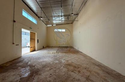 Warehouse - Studio - 1 Bathroom for rent in Industrial Area 4 - Sharjah Industrial Area - Sharjah